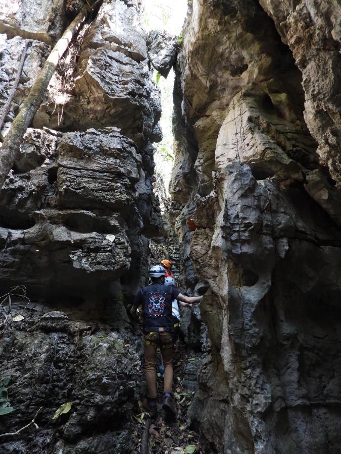 Ciudad De Las Rocas La Fortuna Gallo Giro Exterior photo